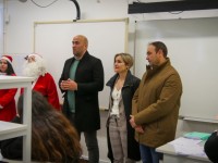 Executivo manifestou as Boas Festas e distribuiu lembranças de Natal pelas instituições educativas